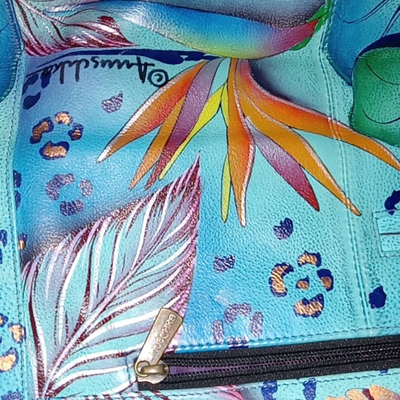 Handbag - Picture 7 of 12